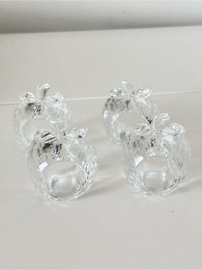 Vintage acrylic Apple shaped Napkin Rings Set of FOUR Clear faceted leaf design